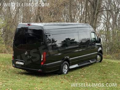 2024 GLS Maybach Trim Elite Voyager 10 Passenger w/ Bathroom and closet Auto Elite MB Sprinter - Sprinter for Sale in Elkhart, IN - Photo 43