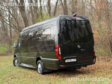 2024 GLS Maybach Trim Elite Voyager 10 Passenger w/ Bathroom and closet Auto Elite MB Sprinter - Sprinter for Sale in Elkhart, IN - Photo 45