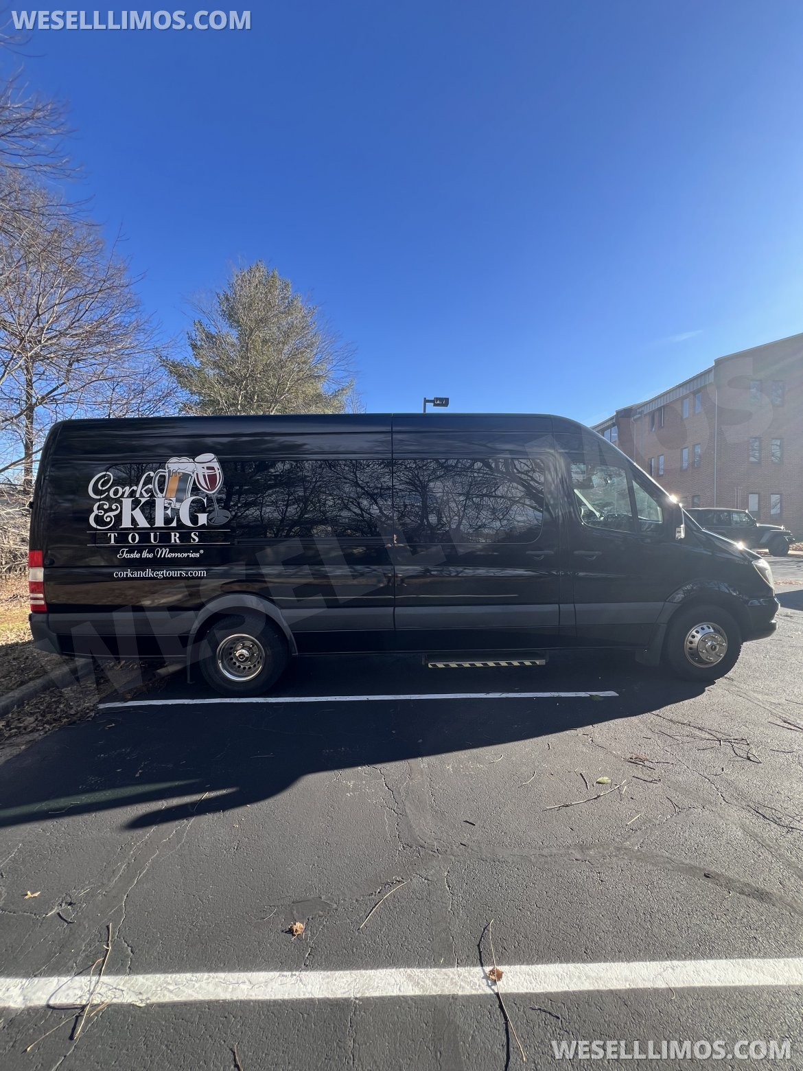 Limo Bus for Sale in Great Falls, VA - Photo 8