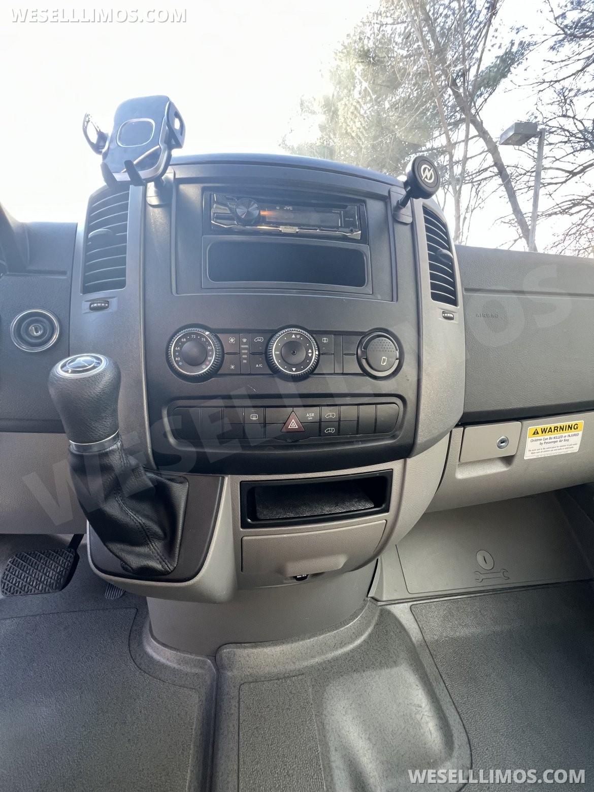 Limo Bus for Sale in Great Falls, VA - Photo 18