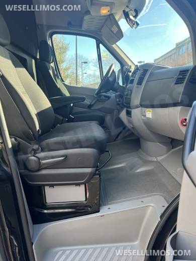 2016 Lake View Custom Coach, NJ Mercedes-Benz Sprinter 3500 Limo Bus - Limo Bus for Sale in Great Falls, VA - Photo 20