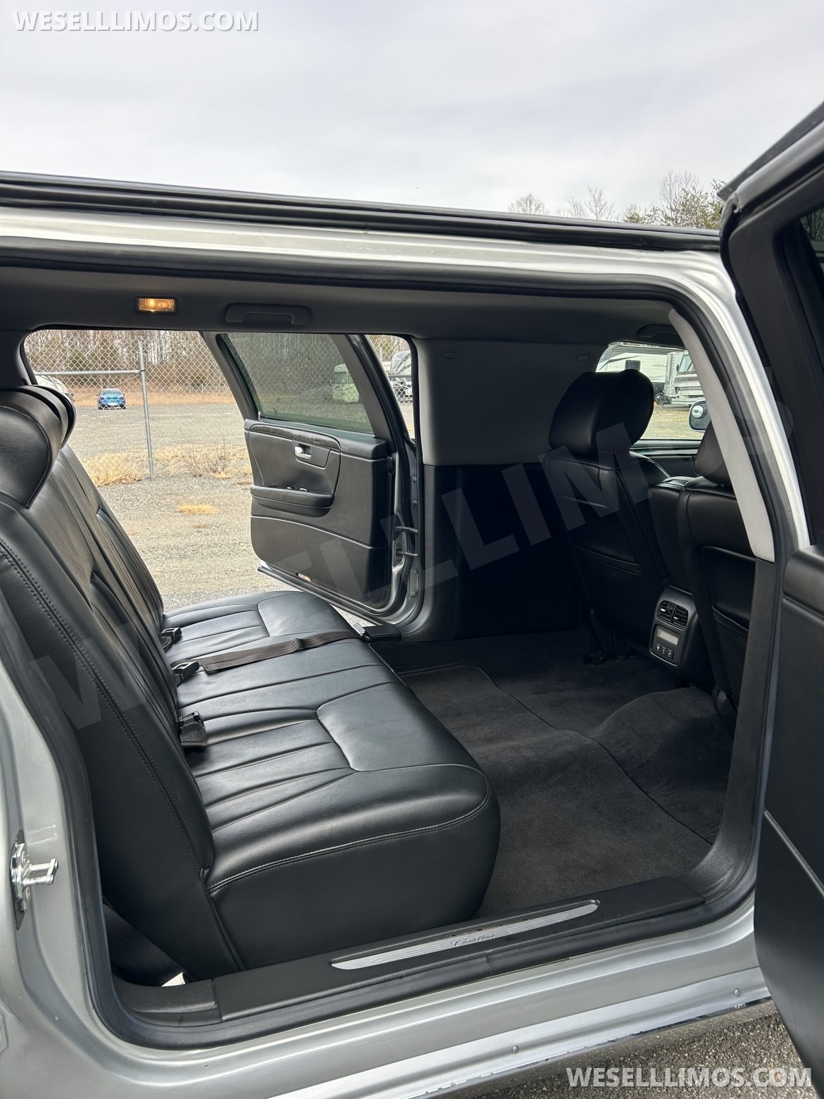 Limousine for Sale in Charlottesville, VA - Photo 7