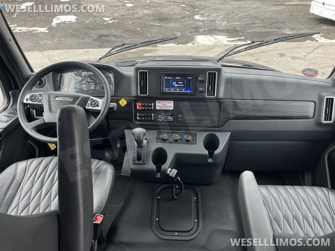 Executive Shuttle for Sale in Pasadena, MD - Photo 9