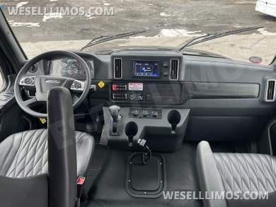 2026 Grech Freightliner GM 40 Executive Shuttle - Executive Shuttle for Sale in Pasadena, MD - Photo 9