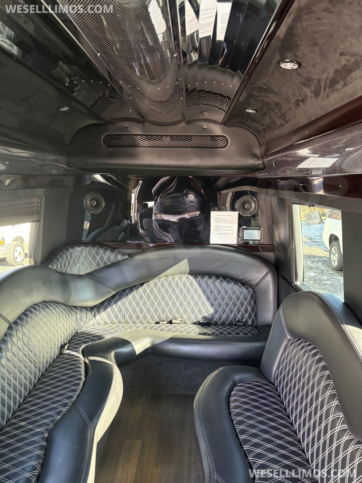 Limo Bus for Sale in Upper Marlboro, MD - Photo 9