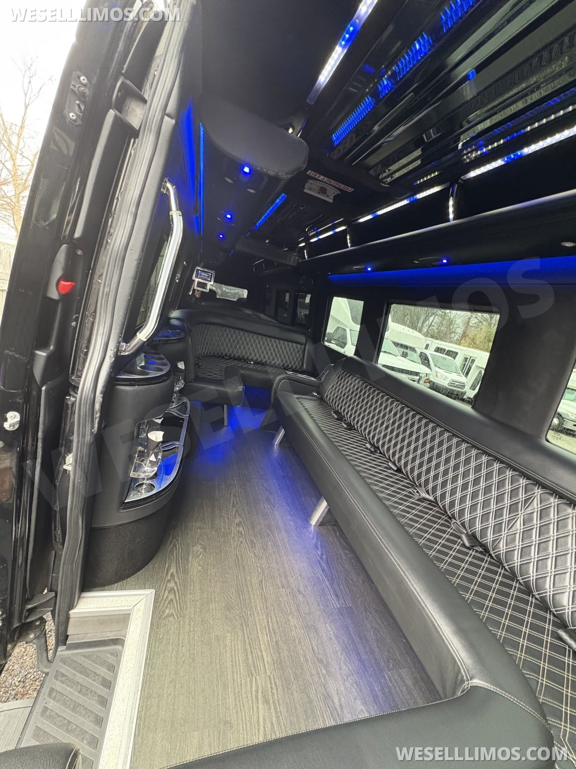 Limo Bus for Sale in Upper Marlboro, MD - Photo 21