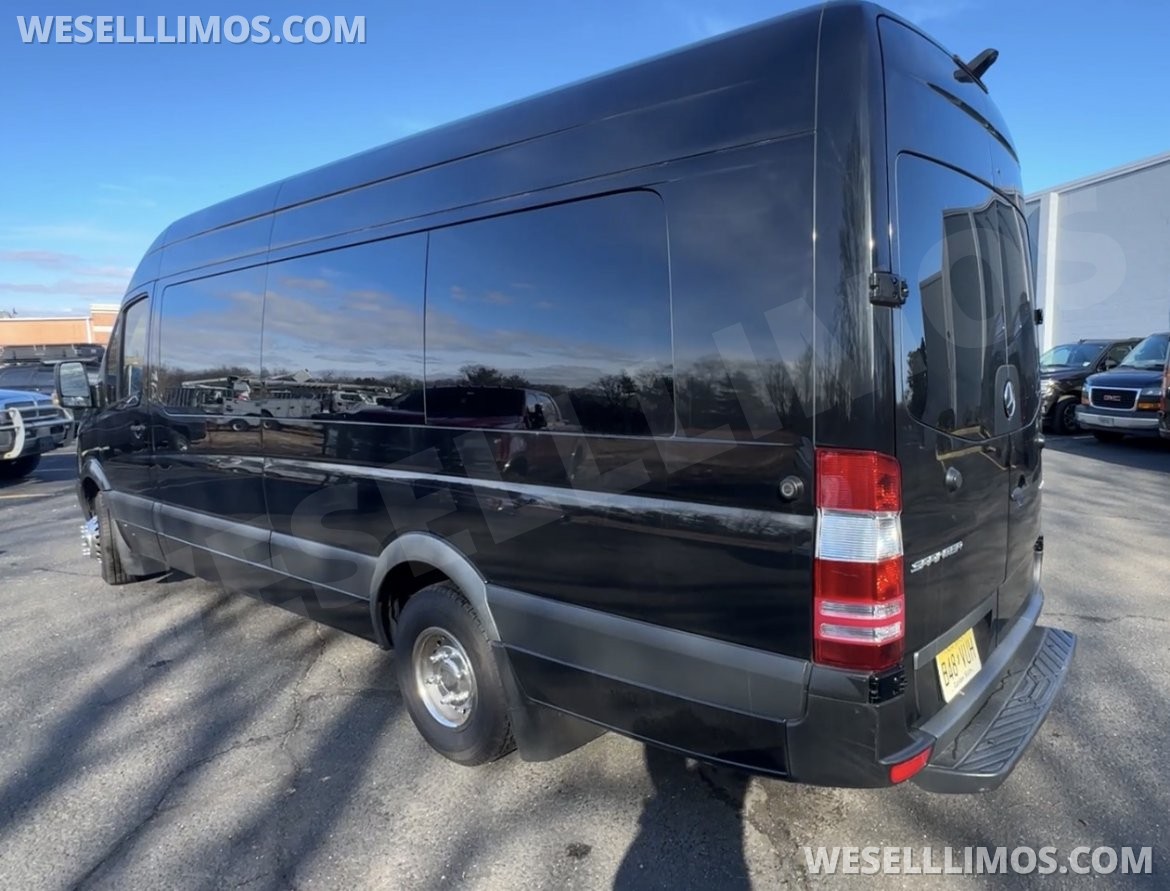 Limo Bus for Sale in Hazlet, NJ - Photo 3