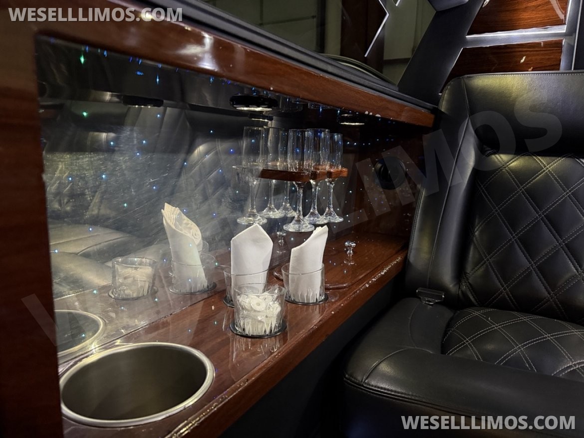 Limousine for Sale in Milford, MA - Photo 7