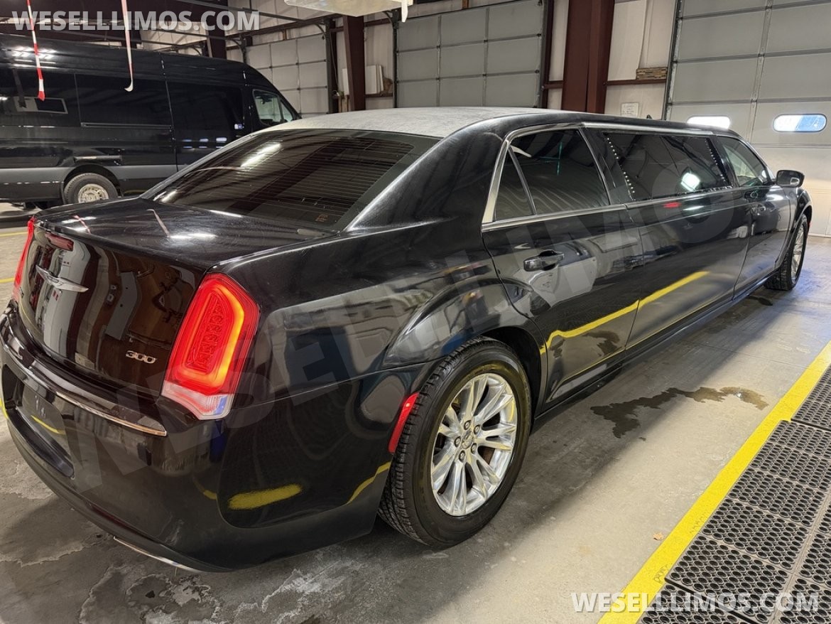 Limousine for Sale in Milford, MA - Photo 13