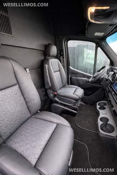 2025 SPV Conversions Sprinter Shuttle 3500 XD Sprinter - Executive Shuttle for Sale in Anaheim, CA - Photo 22
