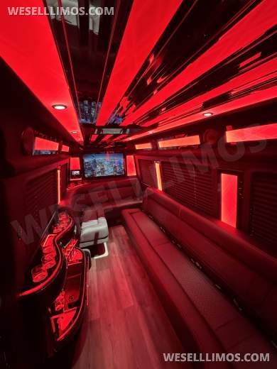 2025 SPV Conversions Limo Sprinter 3500 XD - Sprinter for Sale in Anaheim, CA - Photo 16