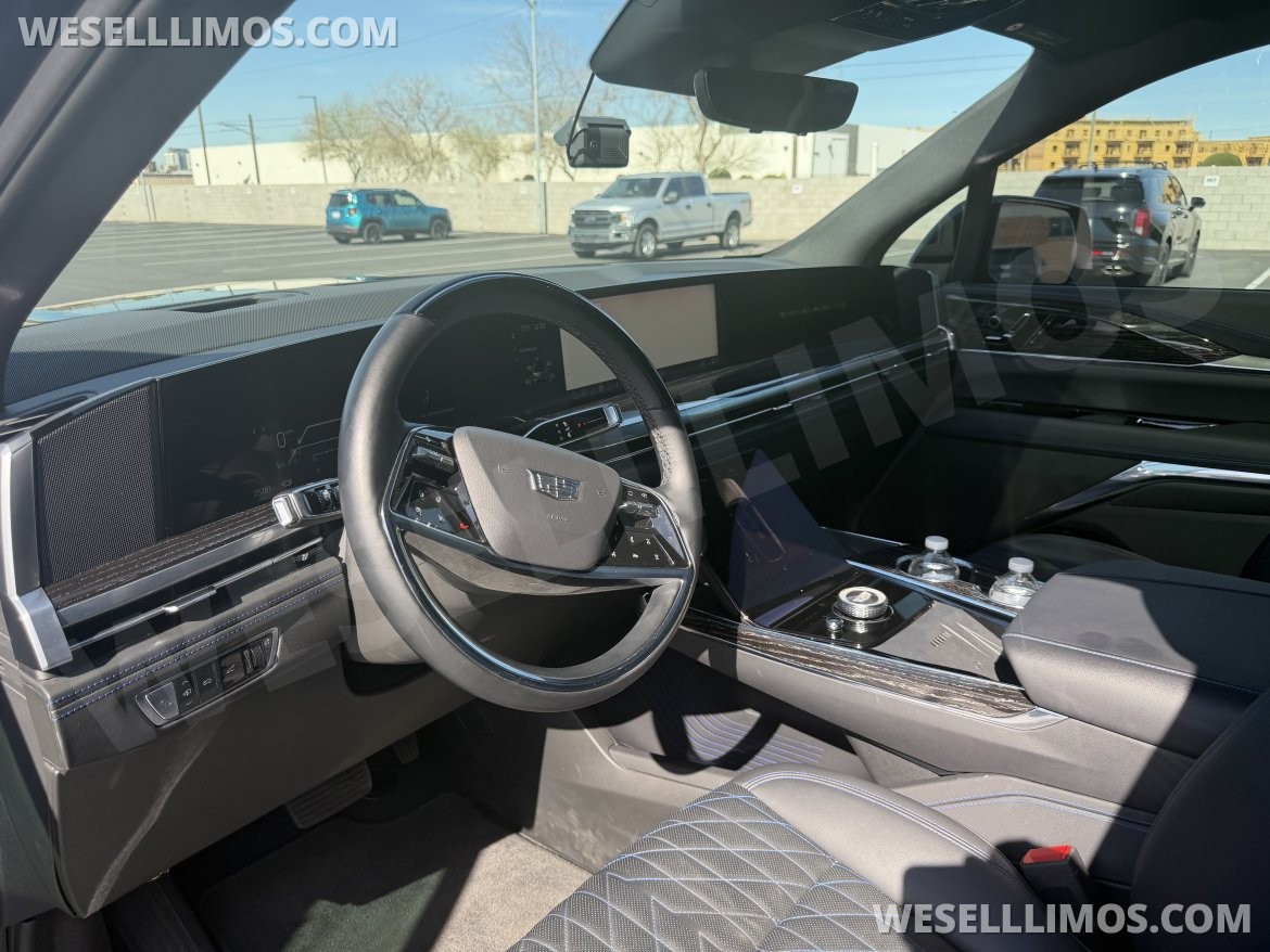 SUV for Sale in Phoenix, AZ - Photo 4