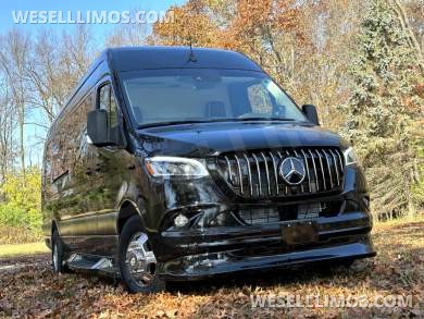 2026 Eco Revolution Limousine AMG Trim Auto Elite Mercedes-Benz Sprinter - Sprinter for Sale in Elkhart, IN - Photo 34