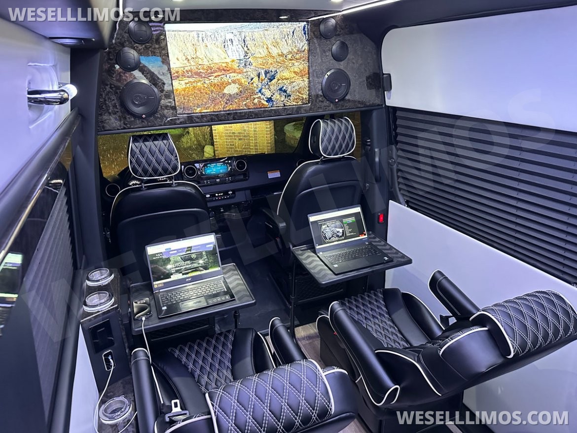 Sprinter for Sale in Elkhart, IN - Photo 4