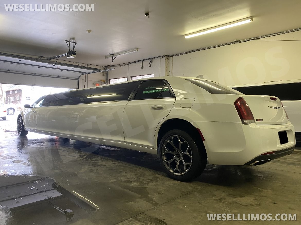 Limousine for Sale in Westport, MA - Photo 11