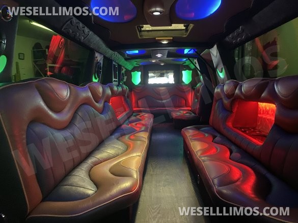 2011 Infiniti QX 56 240' Limousine for Sale in Westport, MA - Photo 3