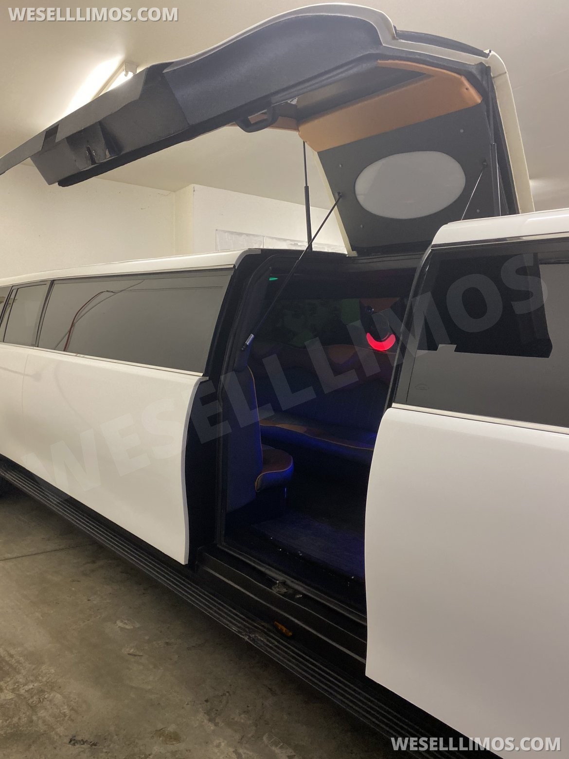 Limousine for Sale in Westport, MA - Photo 9