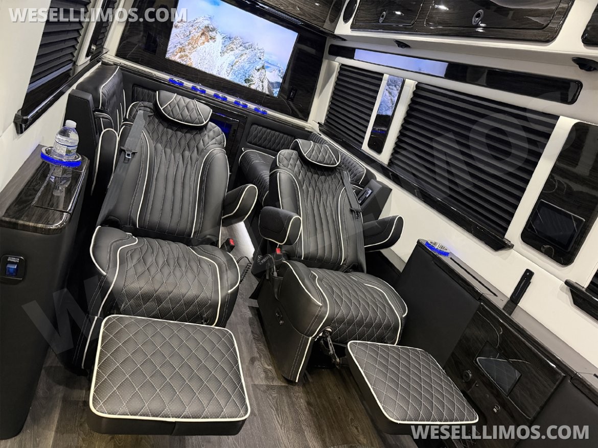 Sprinter for Sale in Elkhart, IN - Photo 2