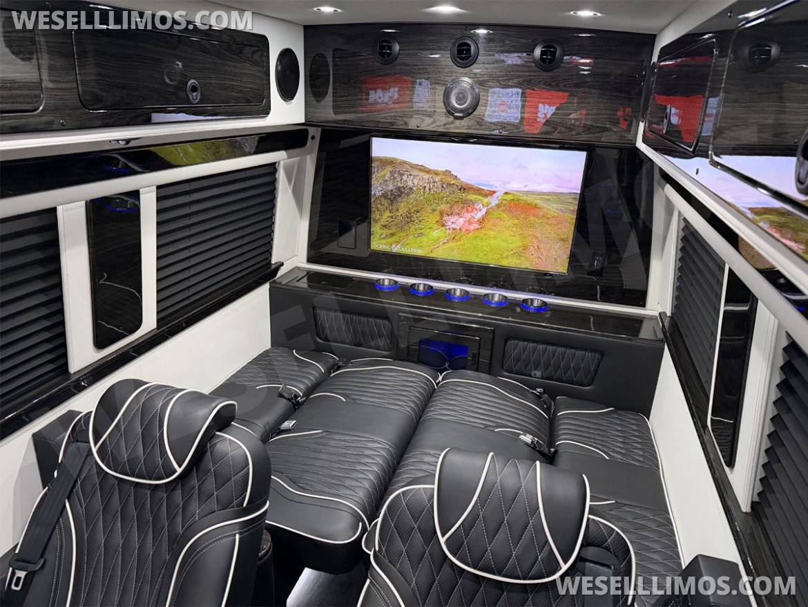 Sprinter for Sale in Elkhart, IN - Photo 4