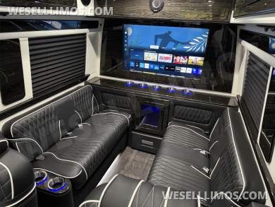 2026 AWD Executive Limousine Starlink Auto Elite Mercedes-Benz Sprinter - Sprinter for Sale in Elkhart, IN - Photo 9