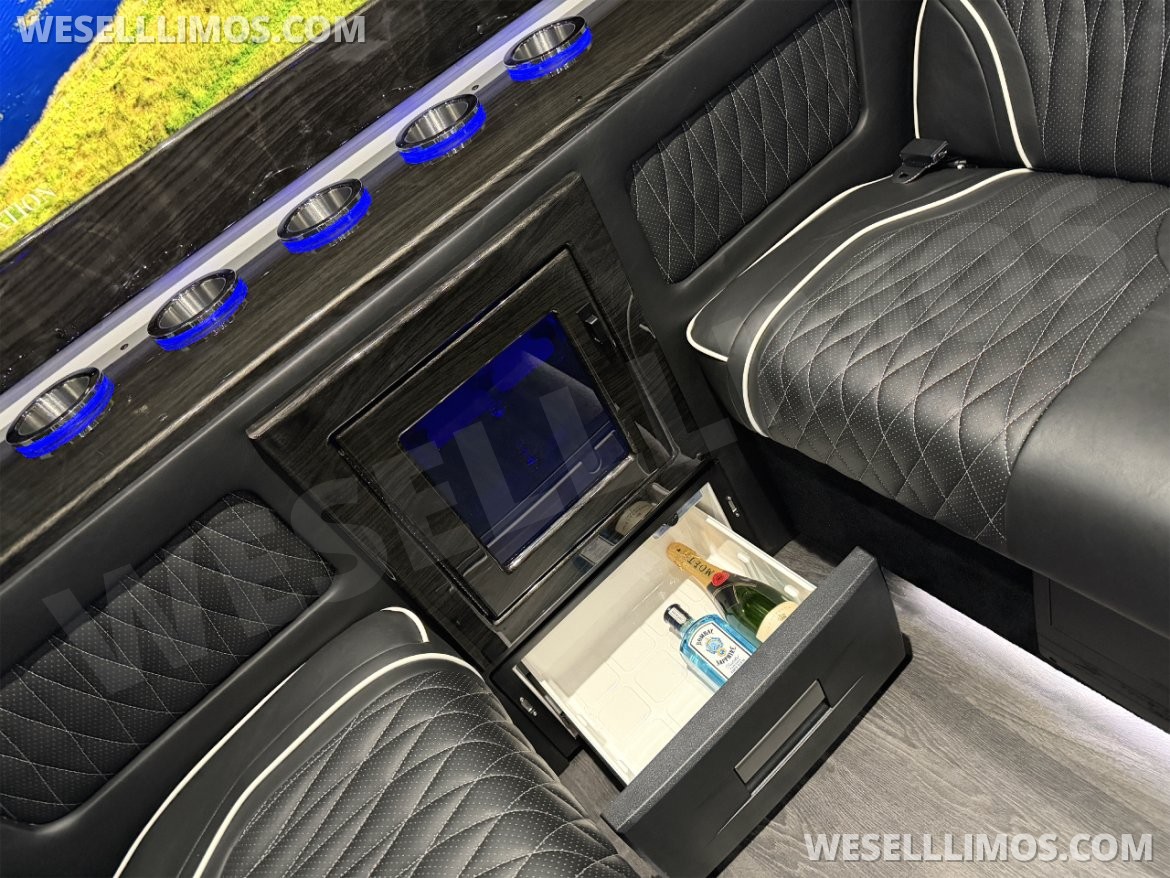 Sprinter for Sale in Elkhart, IN - Photo 10
