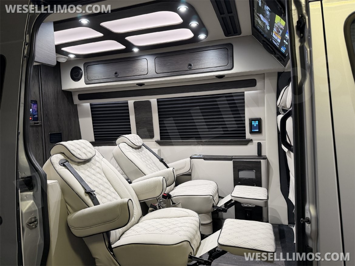 Sprinter for Sale in Elkhart, IN - Photo 3