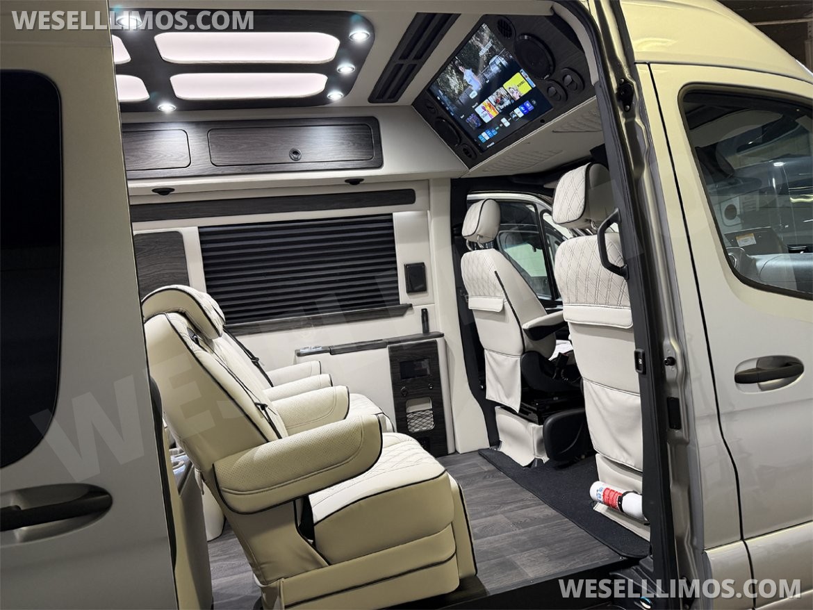 Sprinter for Sale in Elkhart, IN - Photo 11
