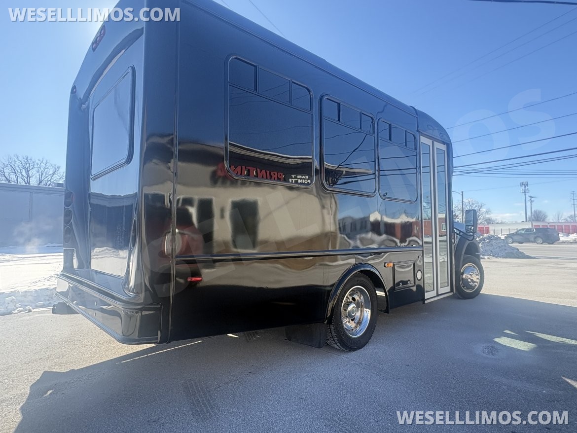 Limo Bus for Sale in FRASER, MI - Photo 13