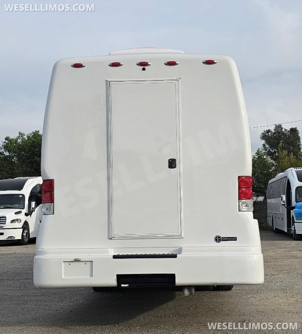 Shuttle Bus for Sale in Riverside, CA - Photo 5