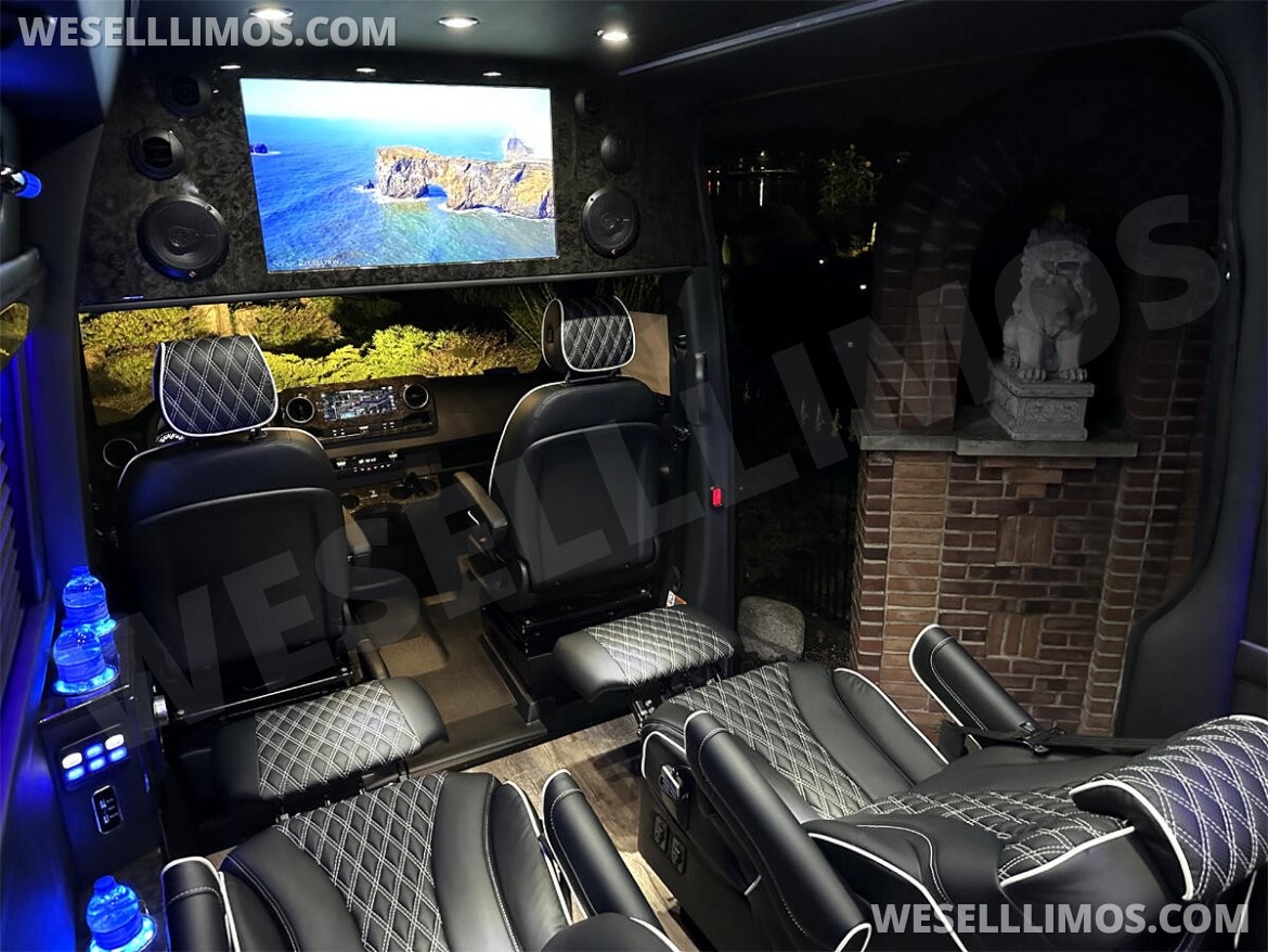 Sprinter for Sale in Elkhart, IN - Photo 2
