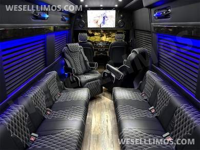 2024 Elite Cruiser with Removable Bathroom 12 Passenger Auto Elite Mercedes-Benz Sprinter - Sprinter for Sale in Elkhart, IN - Photo 31