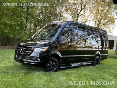 2024 Elite Cruiser with Removable Bathroom 12 Passenger Auto Elite Mercedes-Benz Sprinter - Sprinter for Sale in Elkhart, IN - Photo 40