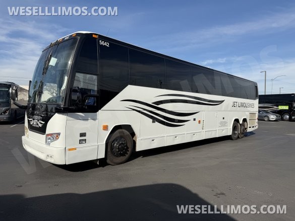 2010 Prevost H3-45 Motorcoach for Sale in Phoenix, AZ - Main Photo