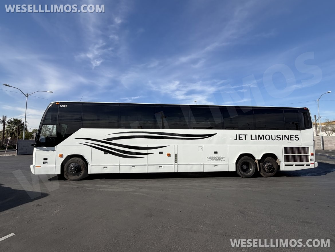 Motorcoach for Sale in Phoenix, AZ - Photo 2