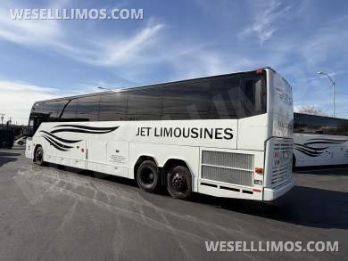 2010 Prevost H3-45 Motorcoach - Motorcoach for Sale in Phoenix, AZ - Photo 3
