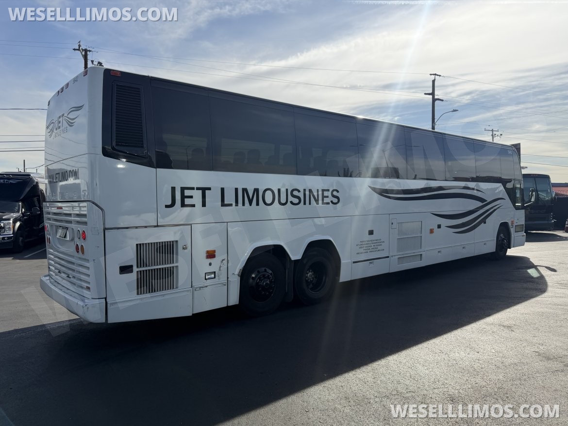 Motorcoach for Sale in Phoenix, AZ - Photo 5