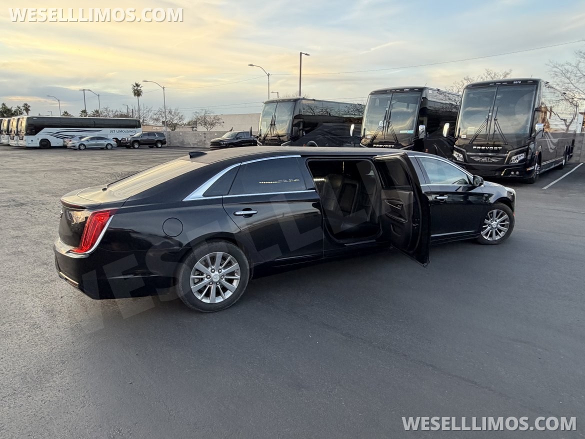 Limousine for Sale in Phoenix, AZ - Photo 7