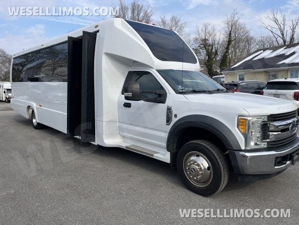 2017 Ford F550 Limo Bus for Sale in Pasadena, MD - Main Photo
