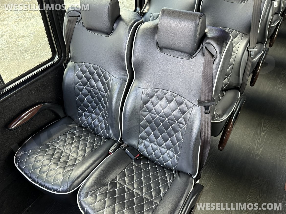 Executive Shuttle for Sale in Rockville, MD - Photo 7
