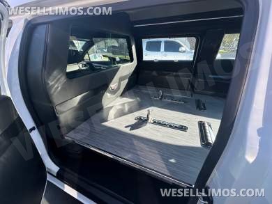 2023 Eagle Coach Cadillac XT5 Echelon Hearse - Funeral for Sale in CARSON, CA - Photo 15