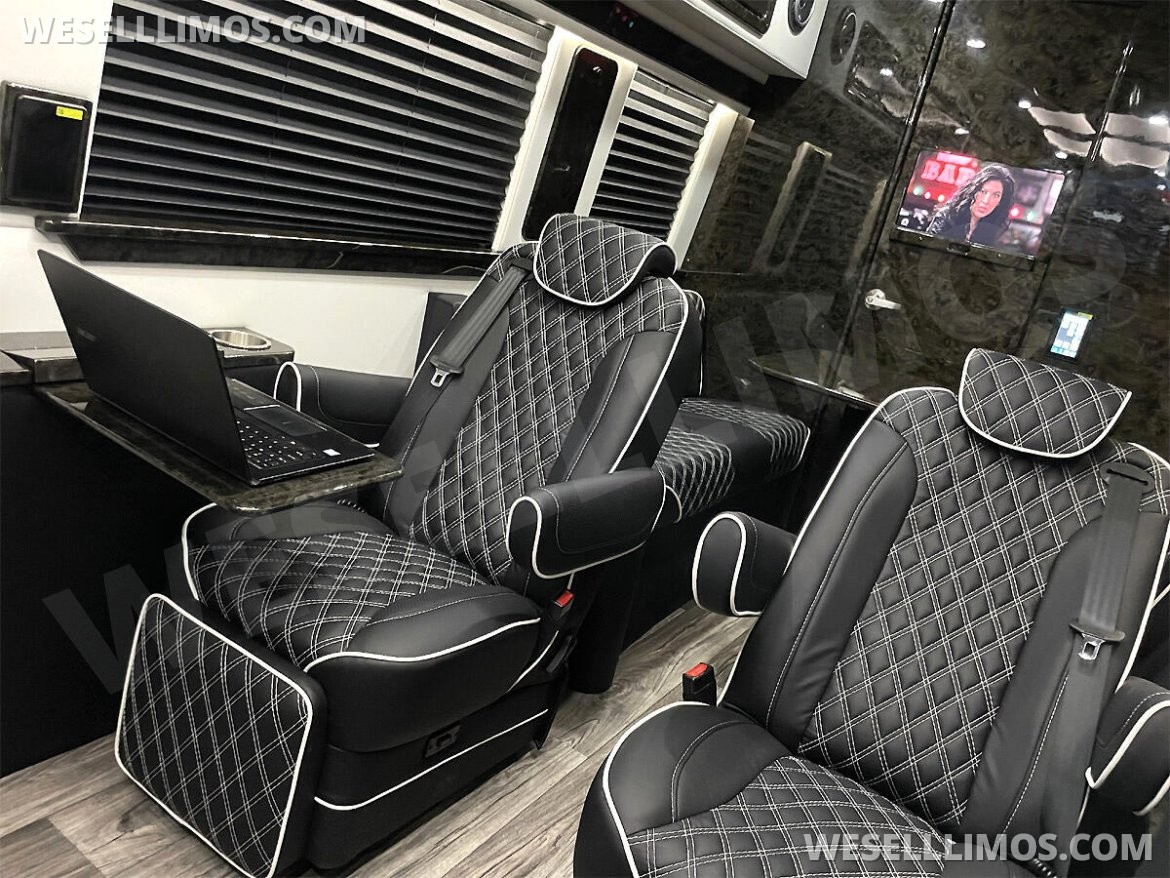 Sprinter for Sale in Elkhart, IN - Photo 3