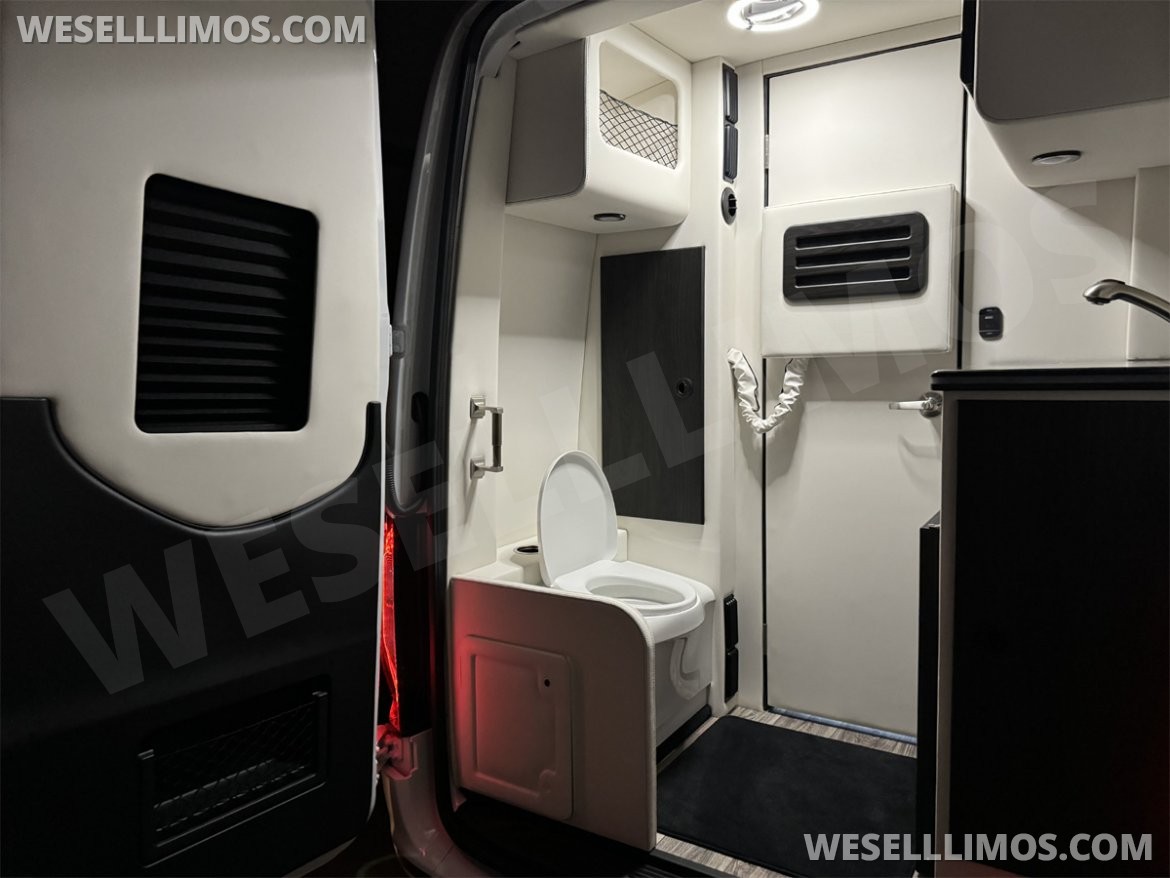 Sprinter for Sale in Elkhart, IN - Photo 5