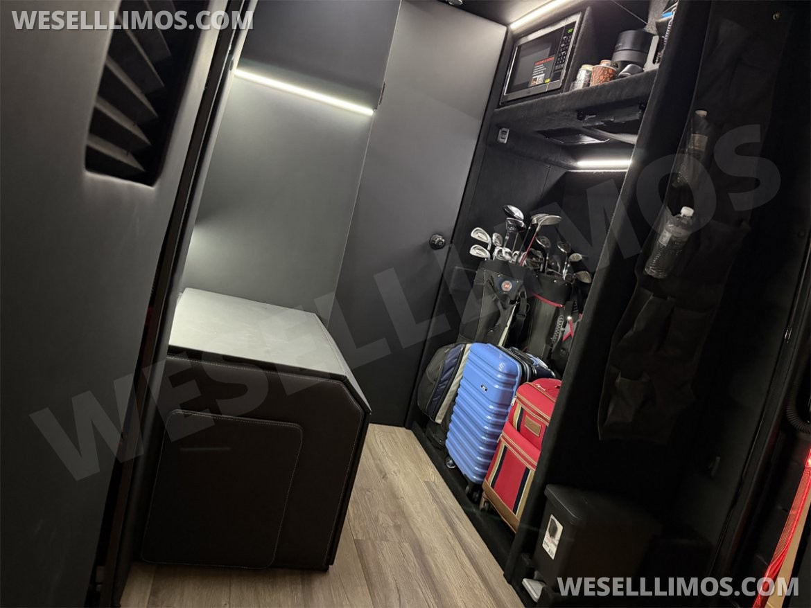 Sprinter for Sale in Elkhart, IN - Photo 4