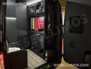 2024 Maybach Trim Elite Cruiser with Bathroom and Closet Auto Elite Mercedes-Benz Sprinter - Sprinter for Sale in Elkhart, IN - Photo 31