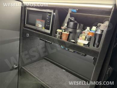 2024 Maybach Trim Elite Cruiser with Bathroom and Closet Auto Elite Mercedes-Benz Sprinter - Sprinter for Sale in Elkhart, IN - Photo 32
