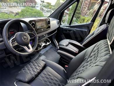 2024 Maybach Trim Elite Cruiser with Bathroom and Closet Auto Elite Mercedes-Benz Sprinter - Sprinter for Sale in Elkhart, IN - Photo 41