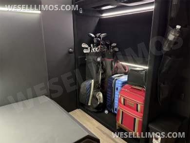 2024 Maybach Trim Elite Cruiser with Bathroom and Closet Auto Elite Mercedes-Benz Sprinter - Sprinter for Sale in Elkhart, IN - Photo 56