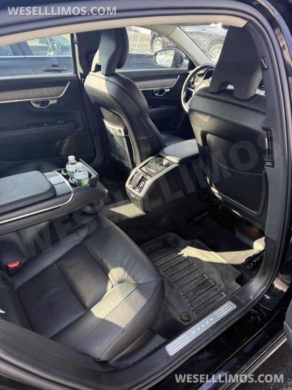 2024 Volvo S90 Sedan for Sale in Hingham, MA - Main Photo