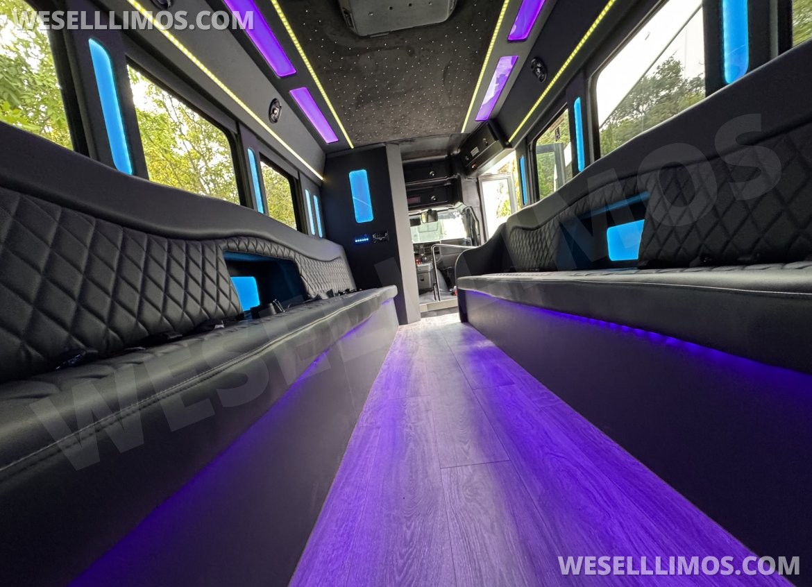 Limo Bus for Sale in Los Angeles, CA - Photo 10