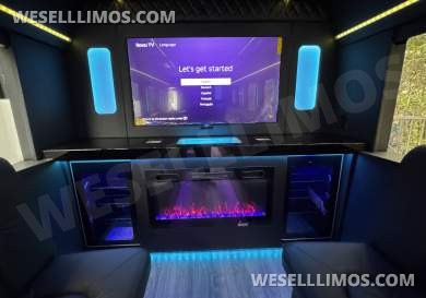2020 Executive Chevrolet E455 Limo Bus - Limo Bus for Sale in Los Angeles, CA - Photo 3